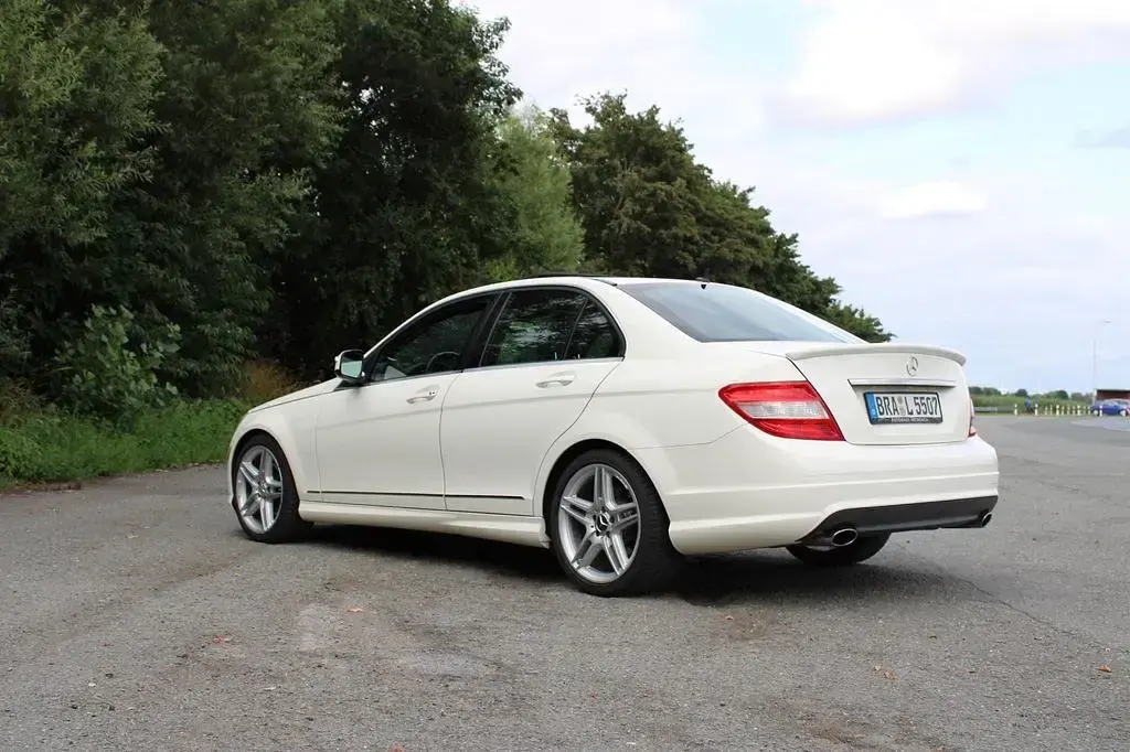 Gebraucht Mercedes C280 Sport 231 PS (169 kW) 2008 Weiß Limousine