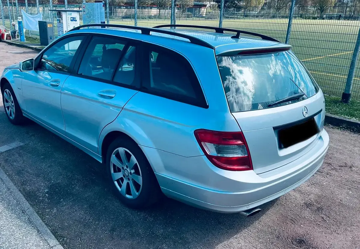 Gebraucht Mercedes C200 184 PS (135 kW) 2010 Silber Kombi