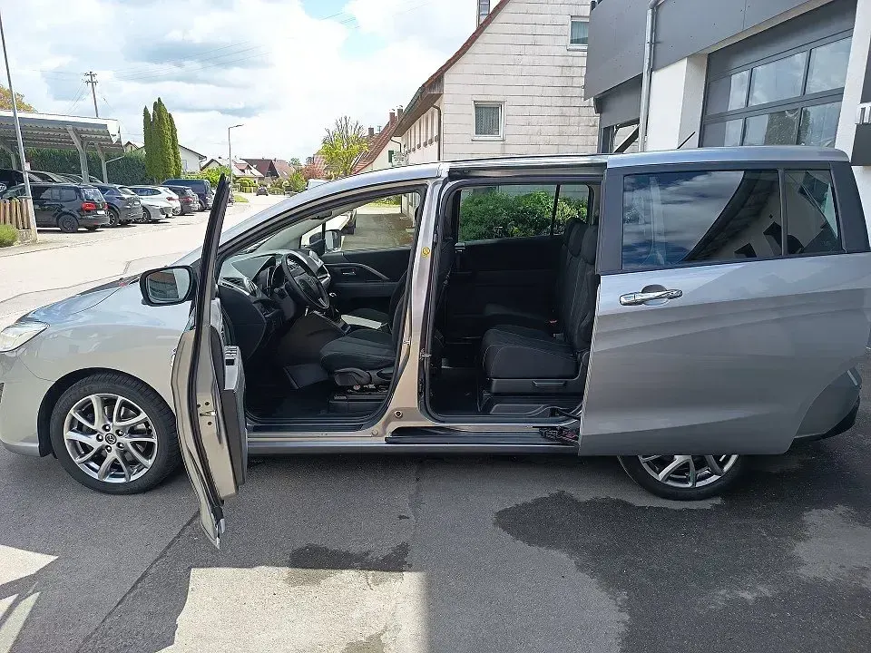 Gebraucht Mazda 5 116 PS (85 kW) 2014 Van / Kleinbus