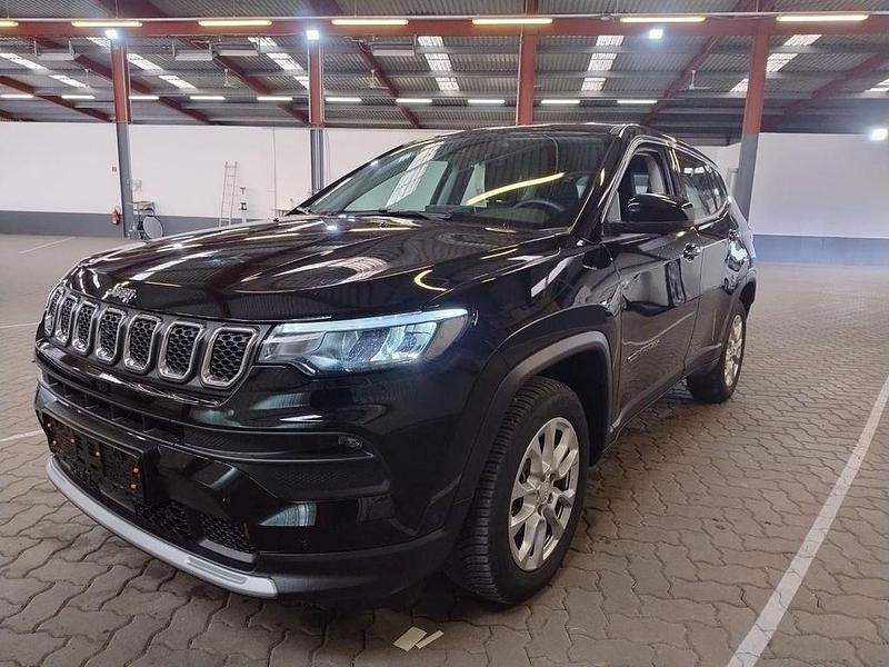 Gebraucht Jeep Compass Altitude 131 PS (96 kW) 2024 Schwarz SUV