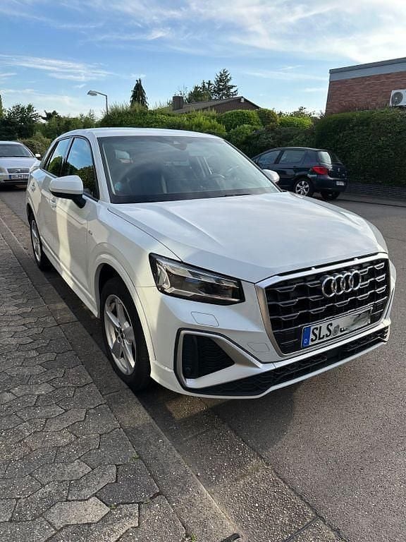 Gebraucht Audi Q2 S-Line 150 PS (110 kW) 2021 Weiß SUV