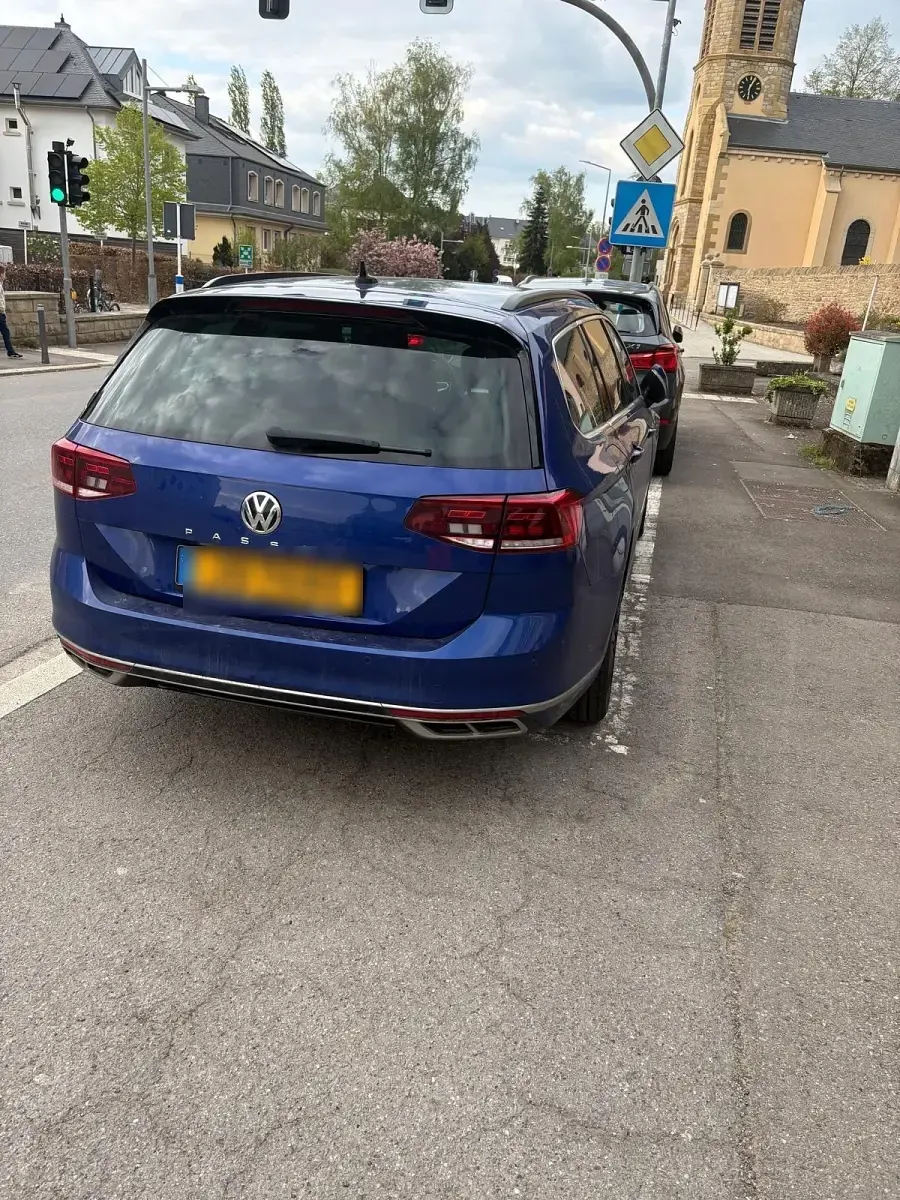 Usata VW Passat 190 CV (139 kW) 2019 Blu Station wagon