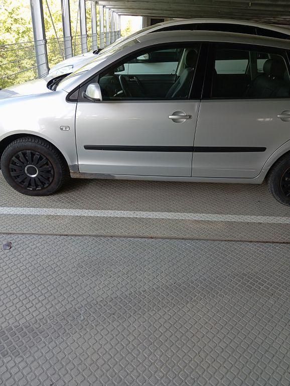 Silber Gebraucht 2002 VW Polo Trendline Kombi | 900 € (Superpreis) - Bild 1/4