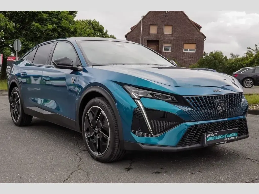 Gebraucht Peugeot 408 GT GTi 131 PS (96 kW) 2024 Blau Coupé