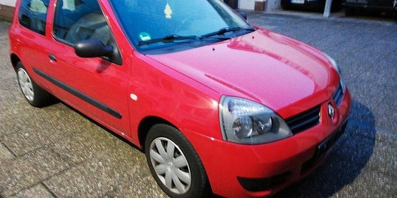 Gebraucht Renault Clio II Campus 58 PS (42 kW) 2008 Rot Limousine