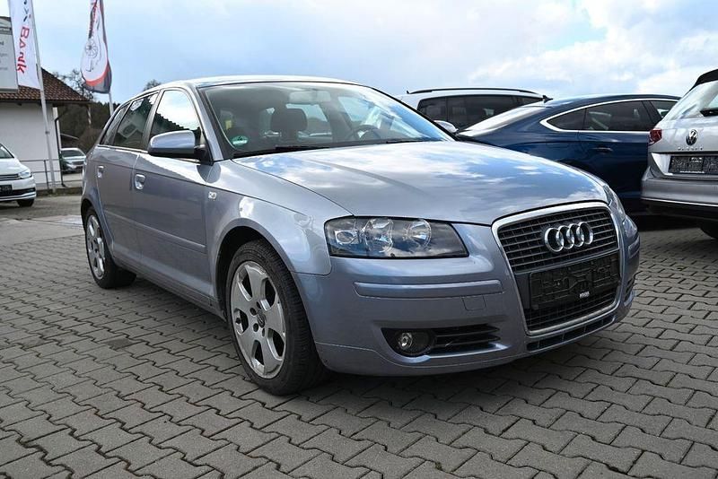 Gebraucht Audi A3 Ambition 105 PS (77 kW) 2007 Akoyasilber Kleinwagen
