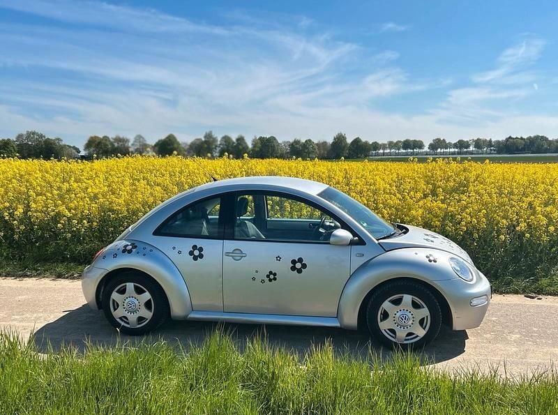 Gebraucht VW Beetle 105 PS (77 kW) 2001 Grau Kleinwagen