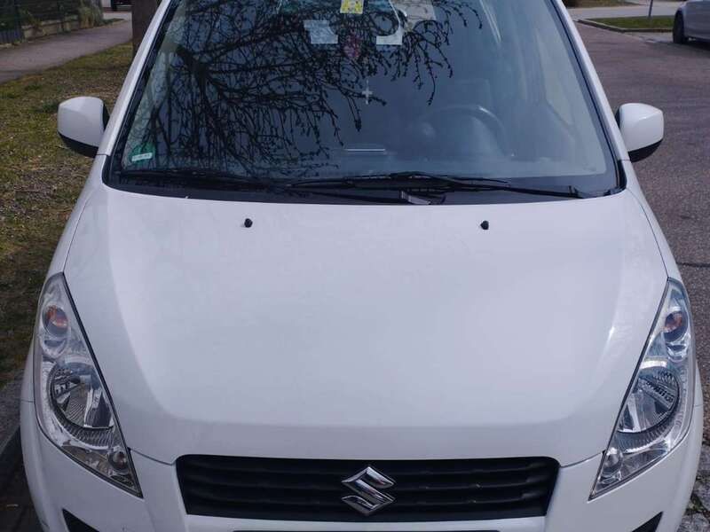Weiß Gebraucht 2011 Suzuki Splash Club Kleinwagen | 4.600 € (Fairer Preis) - Bild 1/4