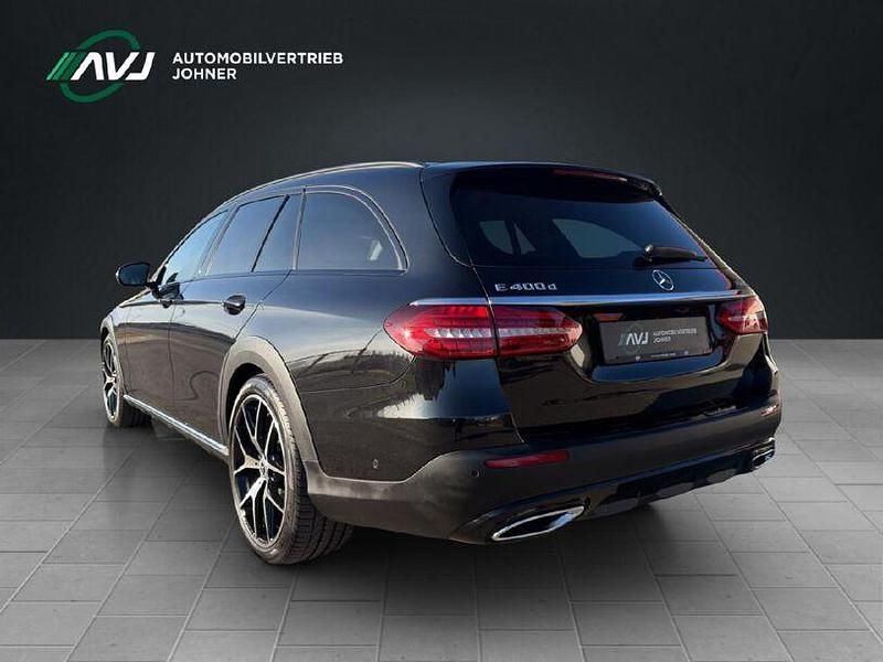 Gebraucht Mercedes E400 330 PS (242 kW) 2022 Schwarz Limousine