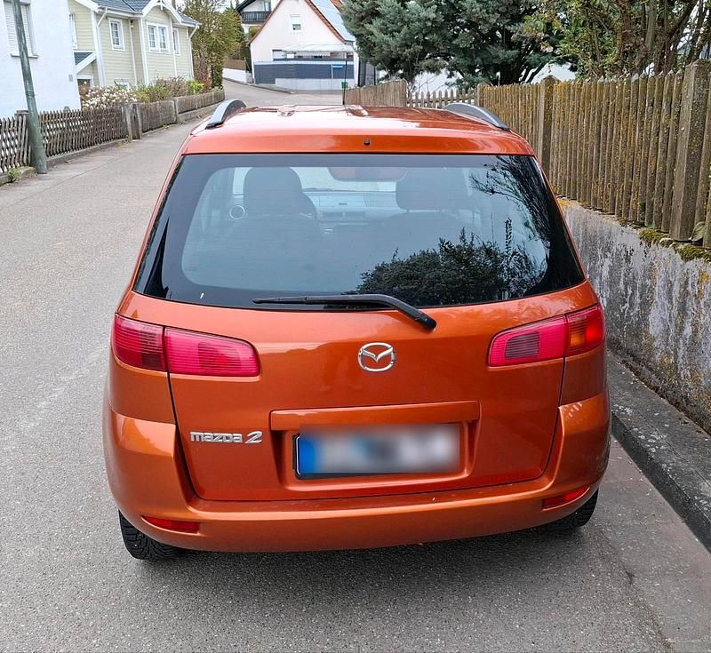 Gebraucht Mazda 2 80 PS (58 kW) 2003 Orange Kleinwagen