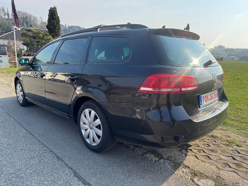 Gebraucht VW Passat Trendline 140 PS (102 kW) 2011 Schwarz Kombi