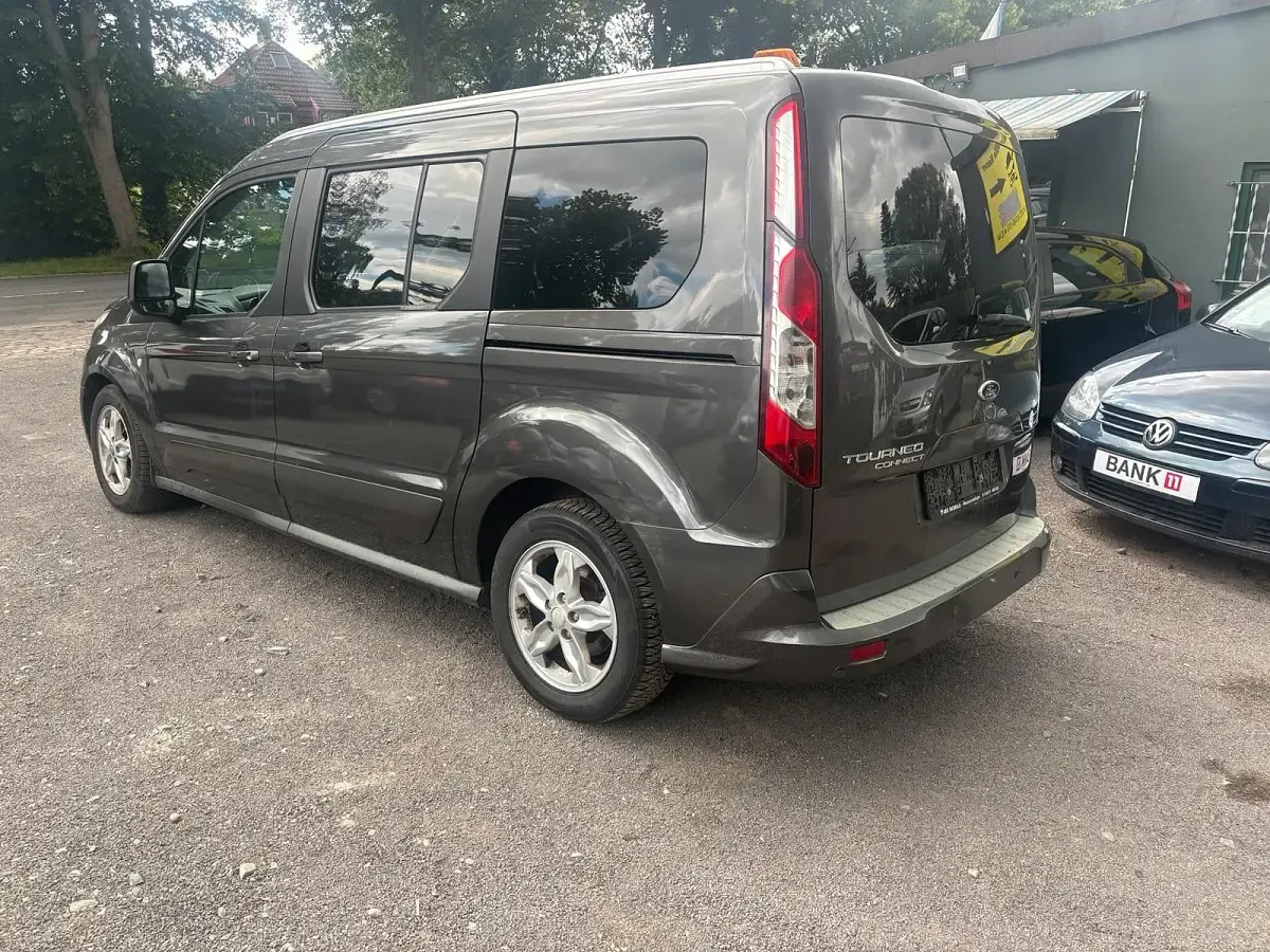 Gebraucht Ford Tourneo 120 PS (88 kW) 2016 Grau Kombi