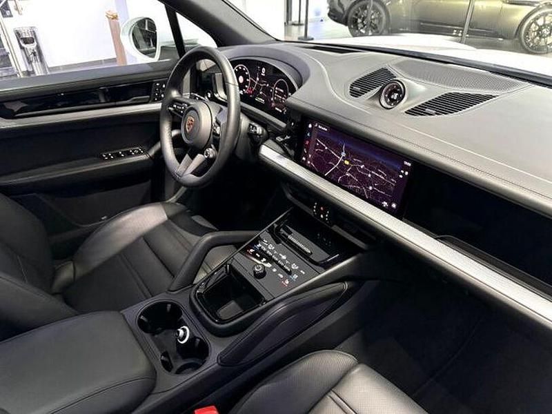 Gebraucht Porsche Cayenne 471 PS (346 kW) 2024 Weiss SUV