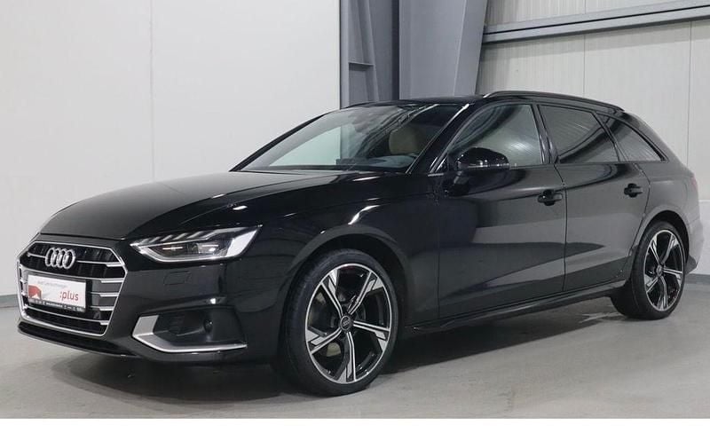Gebraucht Audi A4 Advanced 136 PS (100 kW) 2022 Schwarz Kombi
