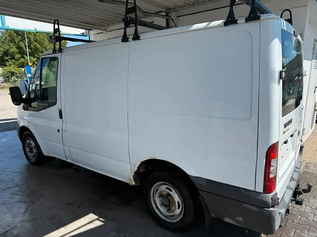 Gebraucht Ford Transit 85 PS (62 kW) 2011 Weiß Van