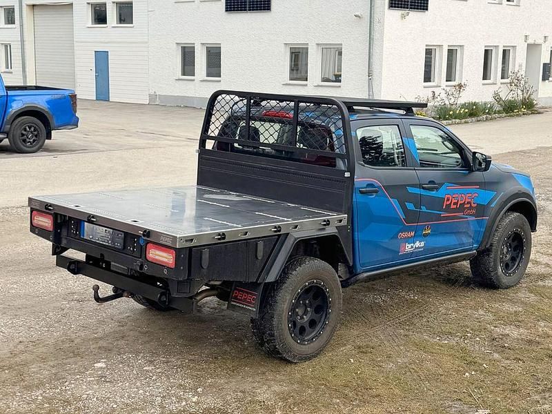 Usado Isuzu D-Max 163 HP (119 kW) 2021 Cinzento Pickup