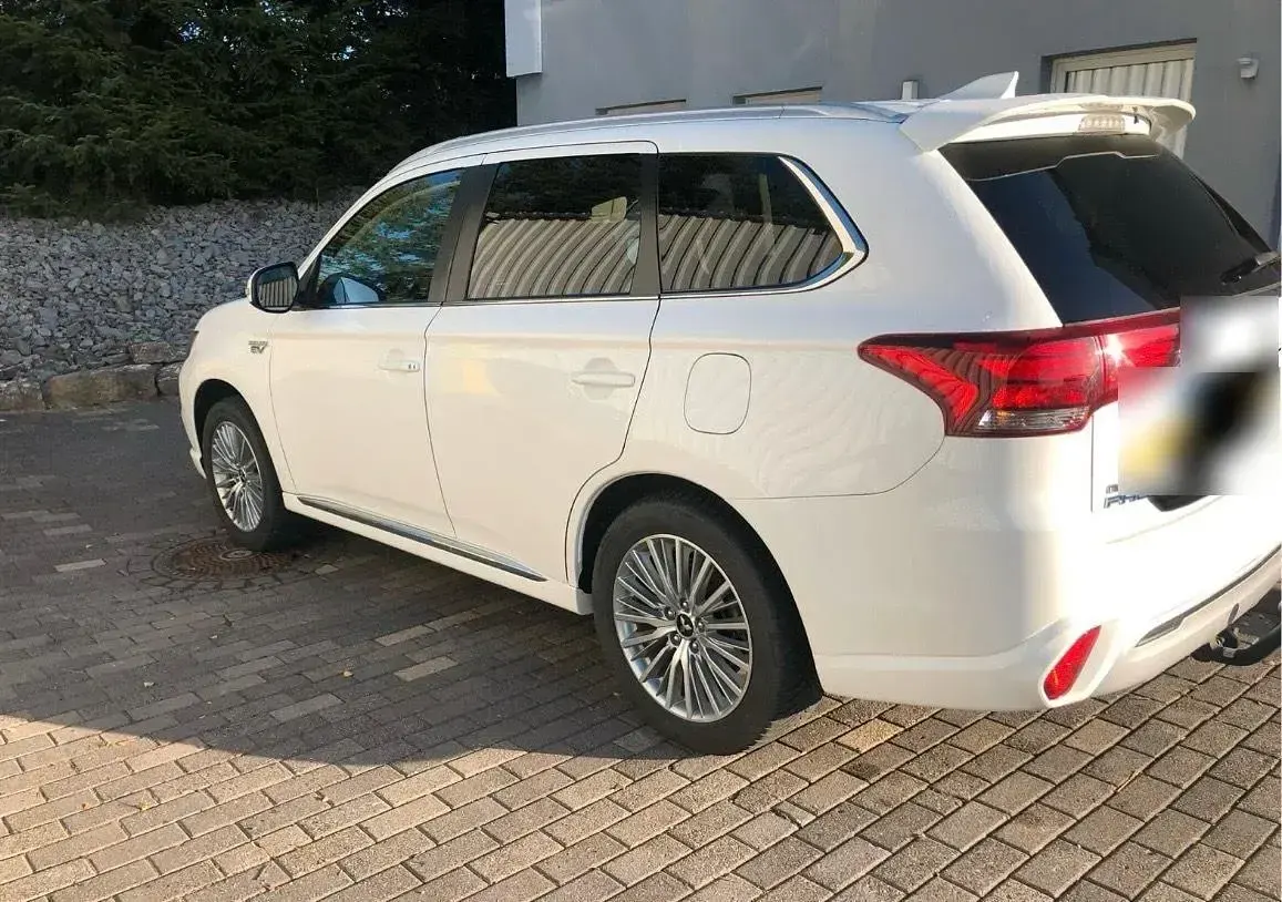 Gebraucht Mitsubishi Outlander P-HEV Top 2020 Weiß SUV