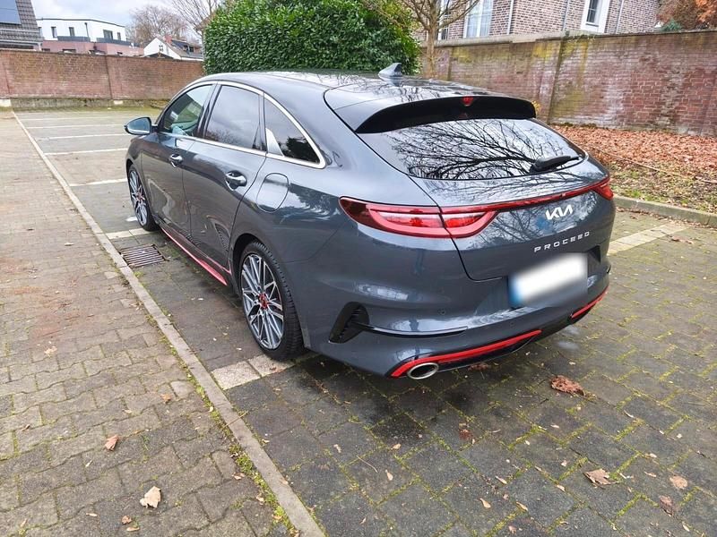 Gebraucht Kia ProCeed GT GT 204 PS (150 kW) 2024 Grau Kleinwagen