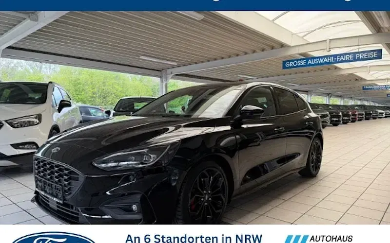 Usata Ford Focus ST-Line 182 CV (133 kW) 2018 Nero Berlina