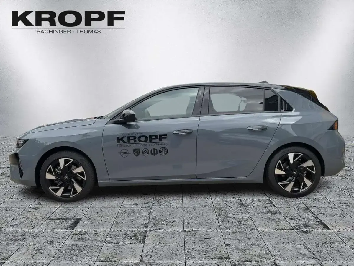 Gebraucht Opel Astra 136 PS (100 kW) 2026 Grau Limousine