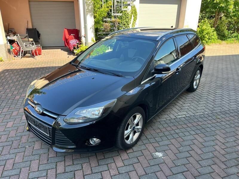 Schwarz Gebraucht 2012 Ford Focus S Kombi | 4.700 € (Superpreis) - Bild 1/4