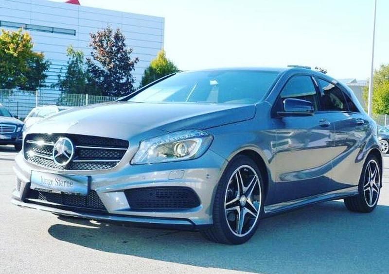 Grau Gebraucht 2014 Mercedes A180 AMG line Limousine | 11.950 € (Fairer Preis) - Bild 1/4