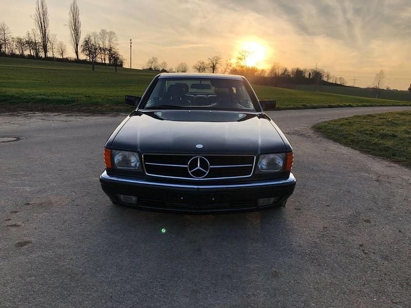 Second-hand Mercedes 500 252 CP (185 kW) 1990 Negru Coupe