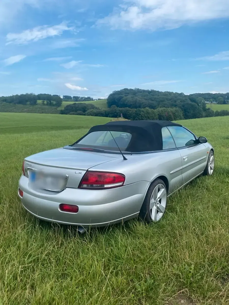 Gebraucht Chrysler Sebring Cabriolet 203 PS (149 kW) 2003 Silber Cabrio