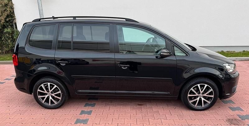Schwarz Gebraucht 2012 VW Touran Van / Kleinbus | 5.000 € (Guter Preis) - Bild 1/4