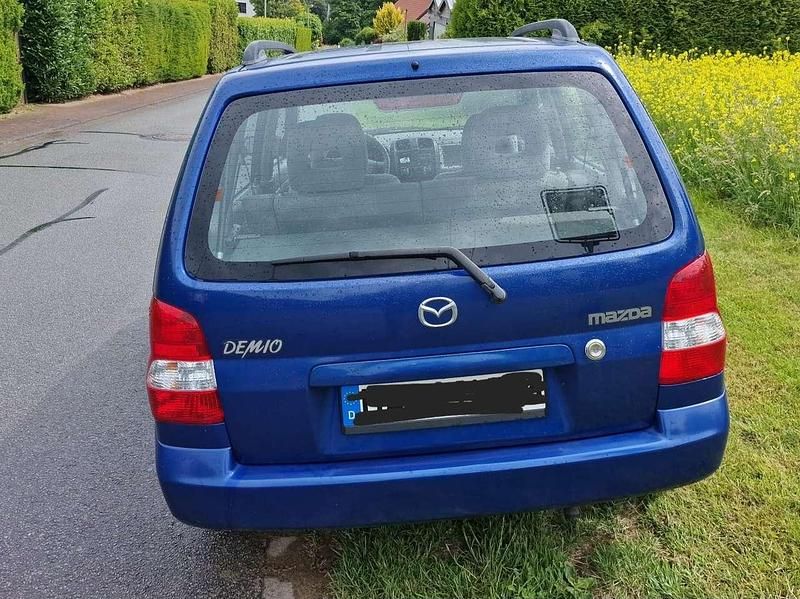 Gebraucht Mazda Demio 63 PS (46 kW) 2001 Kleinwagen
