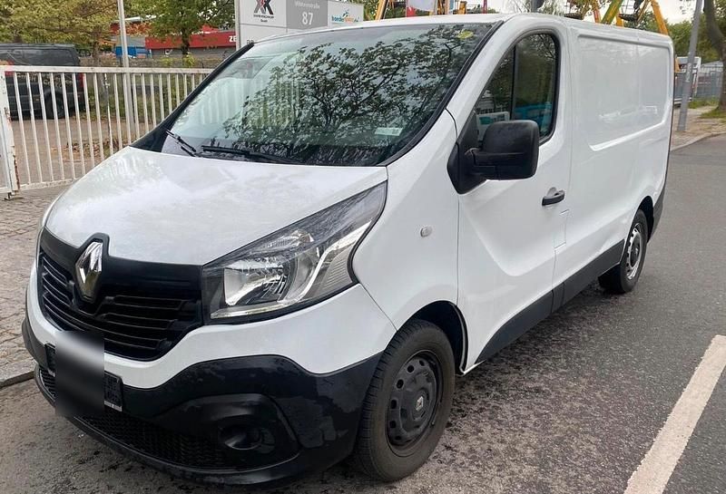 Gebraucht Renault Trafic 90 PS (66 kW) 2015 Weiß Van / Kleinbus