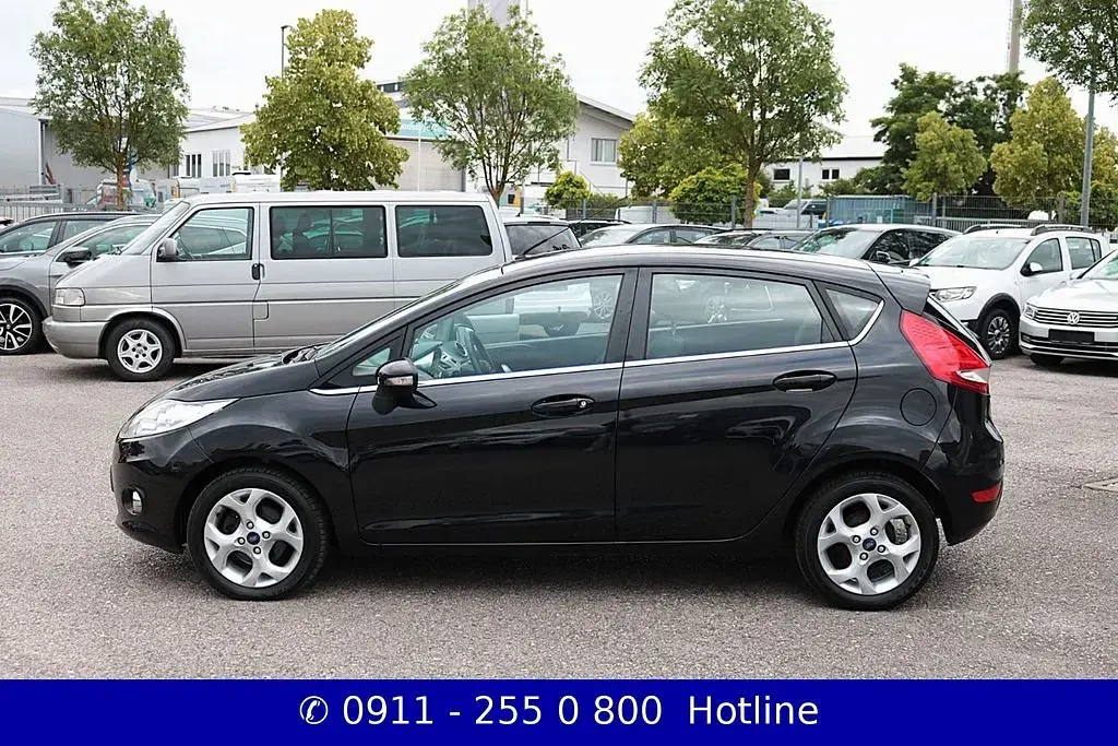Gebraucht Ford Fiesta Titanium 95 PS (69 kW) 2010 Schwarz Limousine