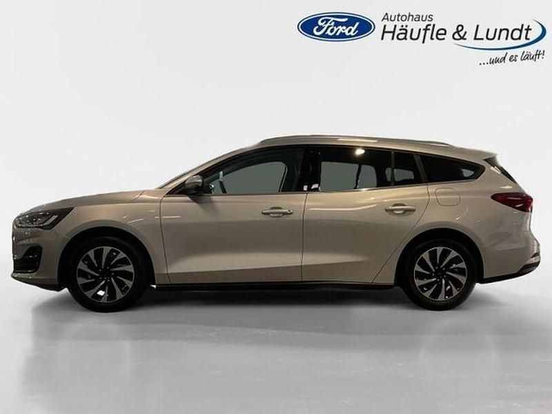 Gebraucht Ford Focus Titanium X 116 PS (85 kW) 2024 Polarsilber metallic Kombi
