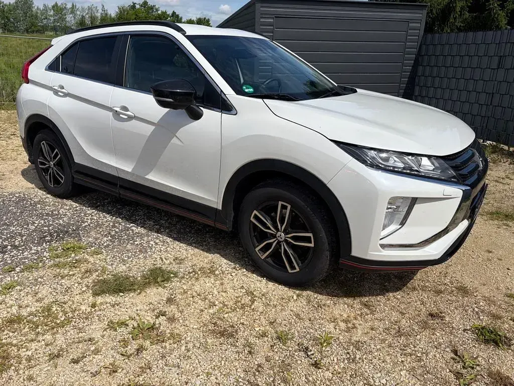 Gebraucht Mitsubishi Eclipse Cross Active 148 PS (108 kW) 2019 Weiß SUV