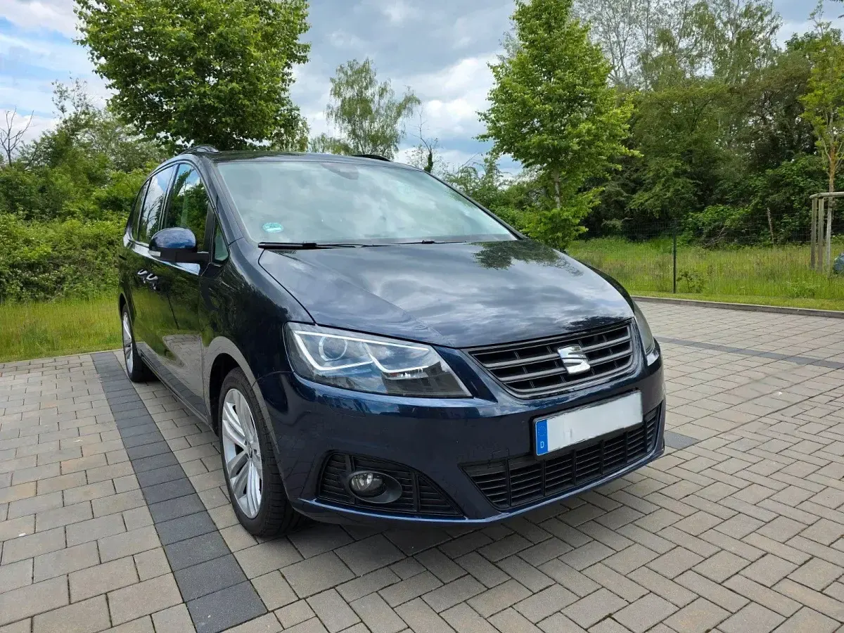 Gebraucht Seat Alhambra 184 PS (135 kW) 2016 Blau Van / Kleinbus