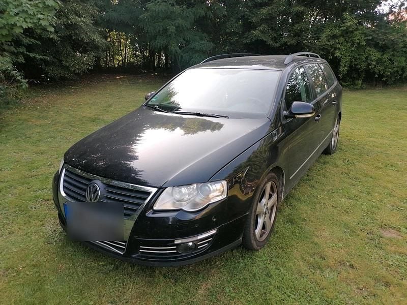 Schwarz Gebraucht 2009 VW Passat Sport Kombi | 2.500 € (Guter Preis) - Bild 1/4