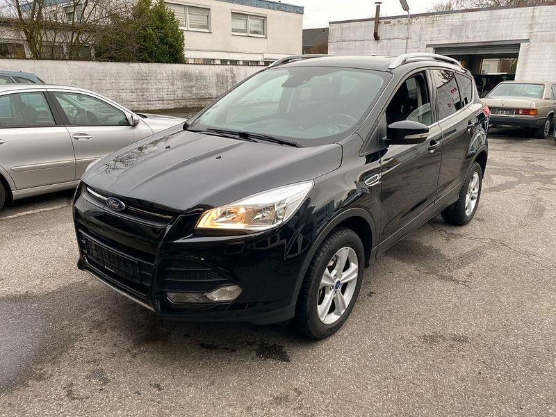 Gebraucht Ford Kuga SYNC Edition 150 PS (110 kW) 2016 Schwarz SUV