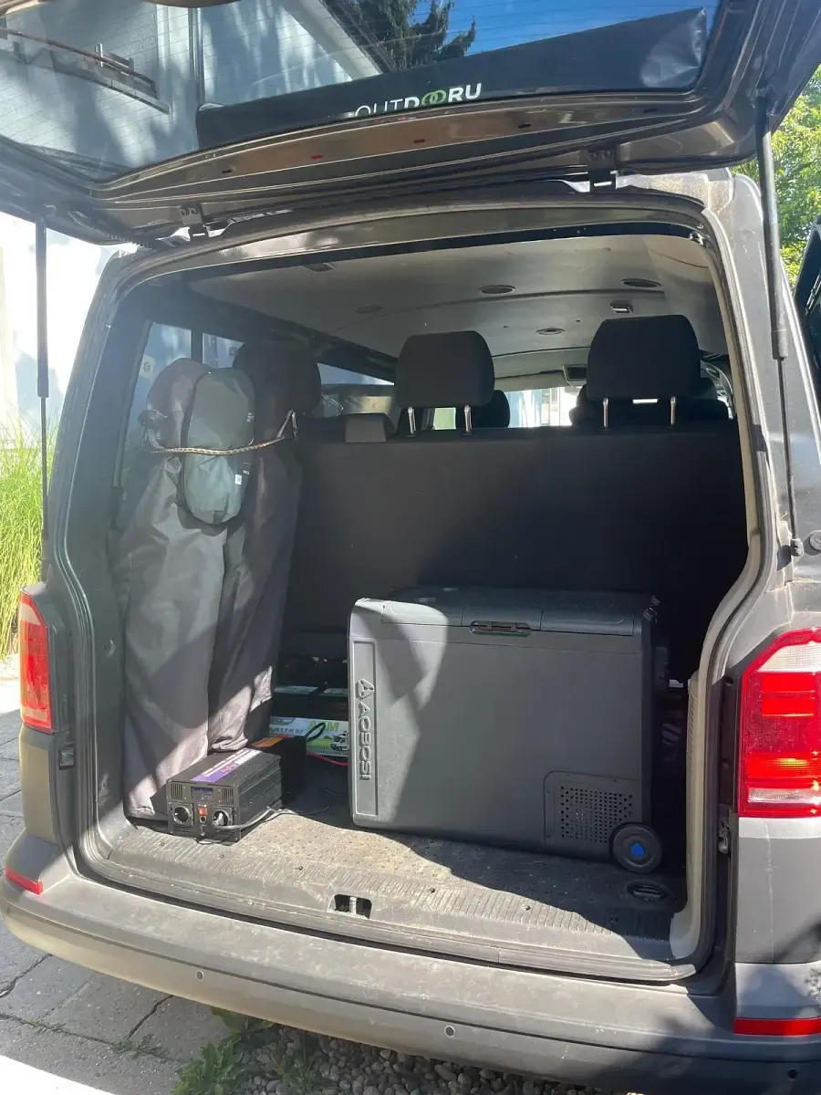 Gebraucht VW Transporter 150 PS (110 kW) 2018 Grau Van
