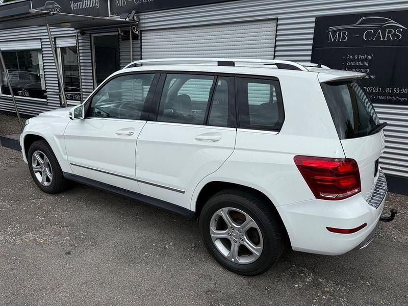 Gebraucht Mercedes GLK250 204 PS (150 kW) 2015 Weiß SUV