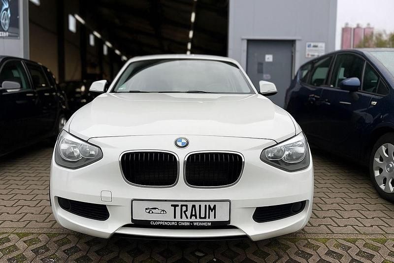 Gebraucht BMW 116 Advantage 136 PS (100 kW) 2013 Weiß Kleinwagen