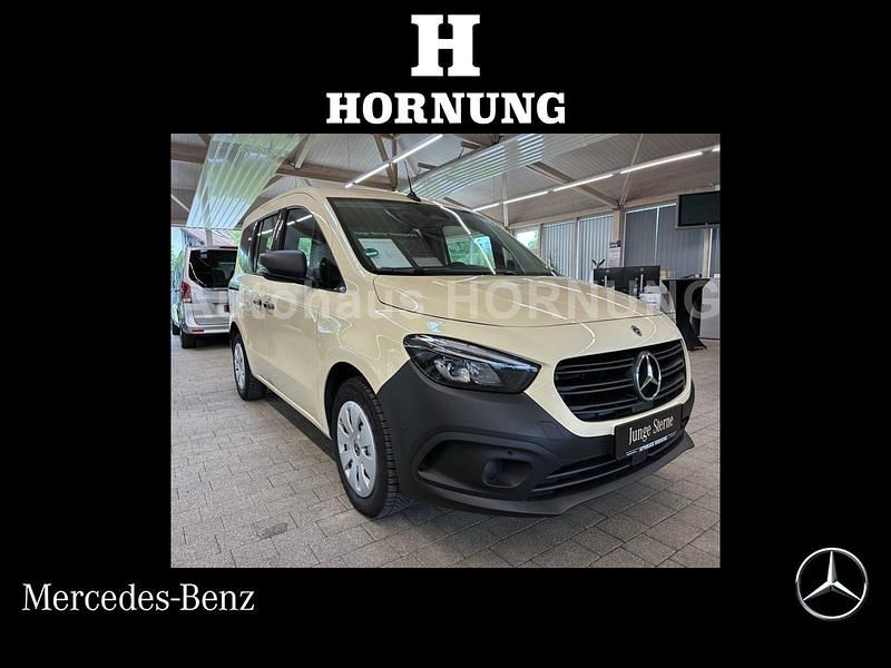 Hellelfenbein 415 Gebraucht 2025 Mercedes Citan 112 Limousine | 32.011 € (Teuer) - Bild 1/4