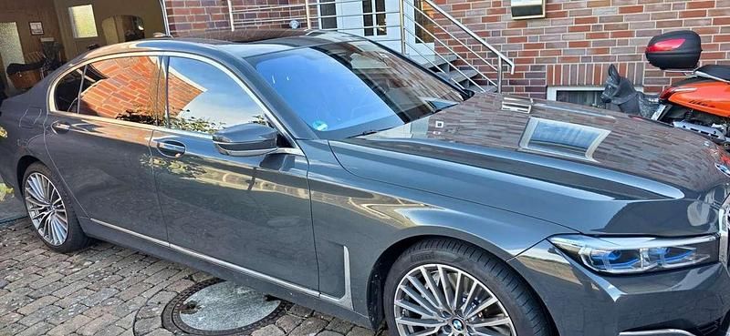 Gebraucht 2022 BMW 740L Limousine | 69.900 € (Fairer Preis) - Bild 1/4