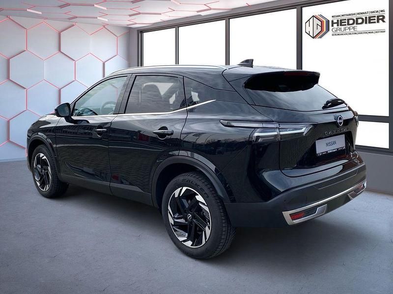 Gebraucht Nissan Qashqai N-Connecta 158 PS (116 kW) 2025 Pearl black SUV