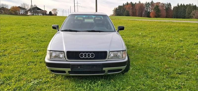 Gebraucht Audi 80 90 PS (66 kW) 1993 Silber Limousine