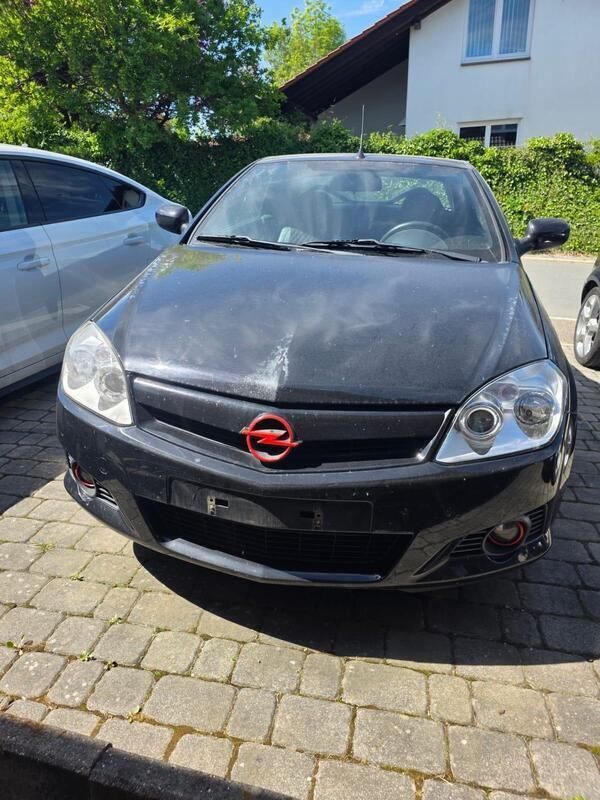 Schwarz Gebraucht 2007 Opel Tigra Cabrio | 900 € (Superpreis) - Bild 1/4