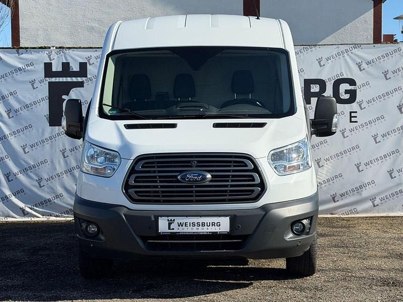 Gebraucht Ford Transit Trend 131 PS (96 kW) 2018 Weiß Van / Kleinbus