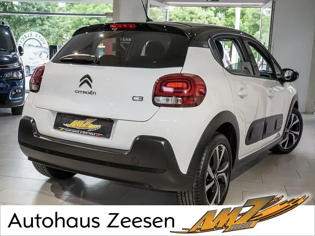 Gebraucht Citroën C3 PureTech 110 PS (80 kW) 2023 Polarweiß (uni) Kleinwagen