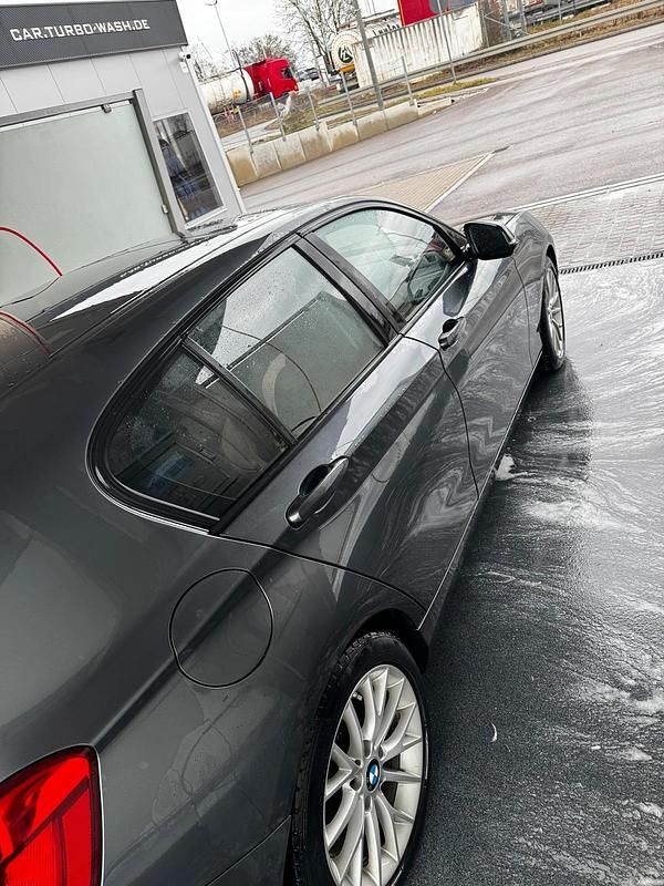 Gebraucht BMW 118 Sport Line 2012 Kleinwagen