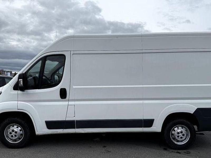 Gebraucht Peugeot Boxer 163 PS (119 kW) 2017 Weiß Van