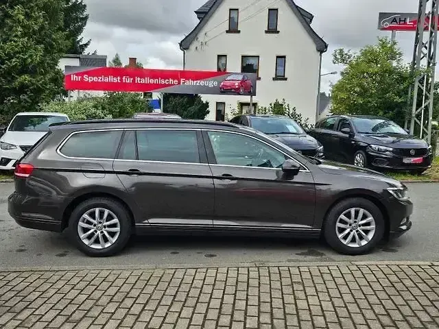 Gebraucht VW Passat S 190 PS (139 kW) 2018 Schwarz Kombi